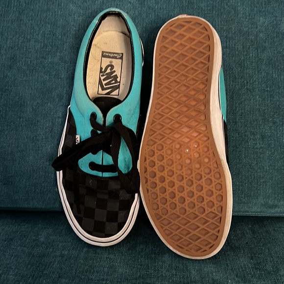 Vans Customs - Picture 3 of 4